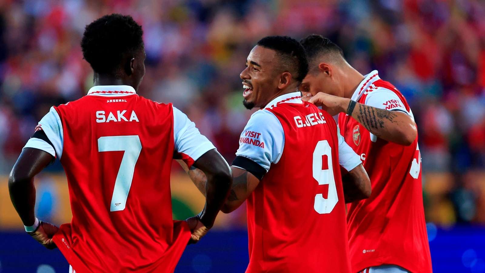 渭南站的比 渭南站的比